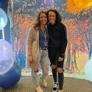 Meet your Posher, Elisha